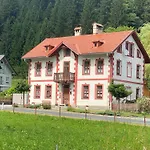 Altes Stadthaus Von 1909-liebevoll Renoviert * Kotschach-Mauthen