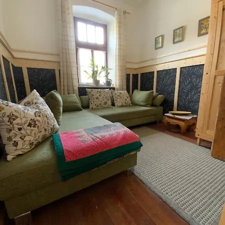 Altes Stadthaus Von 1909-liebevoll Renoviert * Kotschach-Mauthen