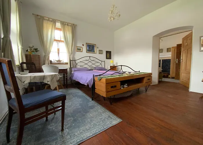 Altes Stadthaus Von 1909-liebevoll Renoviert