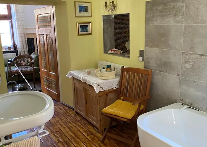 Kwatera prywatna Altes Stadthaus Von 1909-liebevoll Renoviert Kotschach-Mauthen