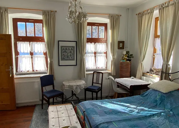 Altes Stadthaus Von 1909-liebevoll Renoviert